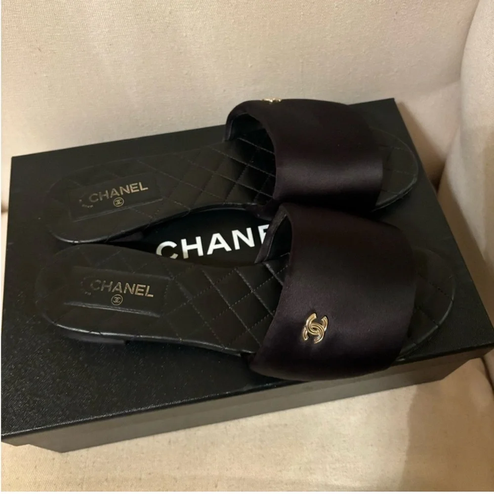 Chanel black sandals 8-9.5 - Picture 2 of 9